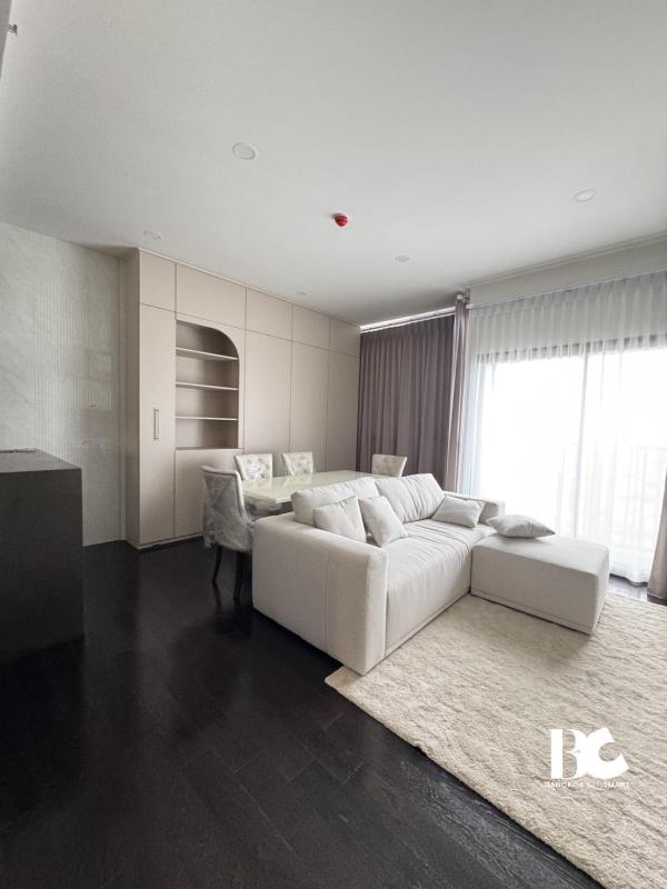ให้เช่า 2 Bed 2 Bath 66.66 ตร.ม. ฝ้าสูง 3 ม. ใกล้ Ekamai Mall | Park Origin Thonglor | 70,000 บาท/เดือน