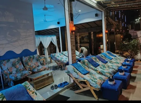 เซ้งกิจการร้านนวดขนาด 2 คูหา ทำเลทอง เขาพระตำหนักพัทยา