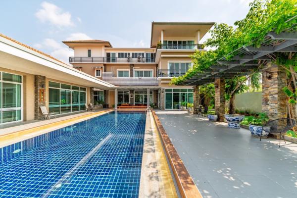ขายบ้านหรูเลียบคลองประปา เชื่อมต่อสรงประภา-แจ้งวัฒนะ บ้านใหม่ ปากเกร็ด นนทบุรี CX-182207