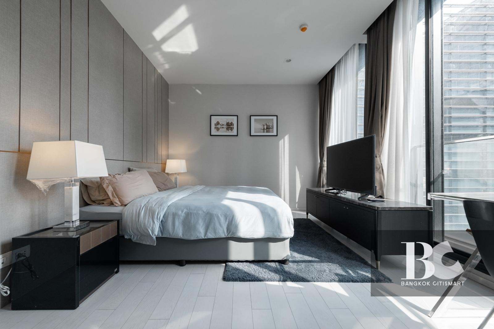 ให้เช่า 2 Bed 2 Bath 93.5 ตร.ม. ห้องกว้าง ใกล้รพ.บำรุงราษฎร์ | Noble Ploenchit | 75,000 บาท/เดือน