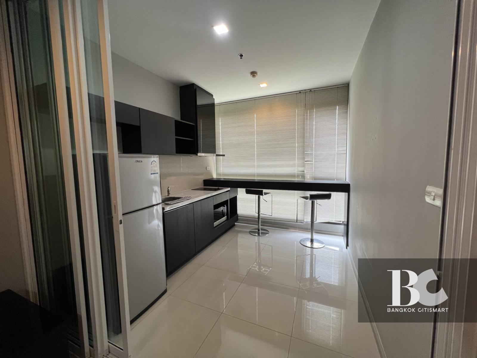 ให้เช่า 1 Bed 45 ตร.ม. ฝ้าสูง 2.7 ม. ใกล้ Summer Hill | RHYTHM Sukhumvit 44/1 | 26,000 บาท/เดือน – รูปที่ 3