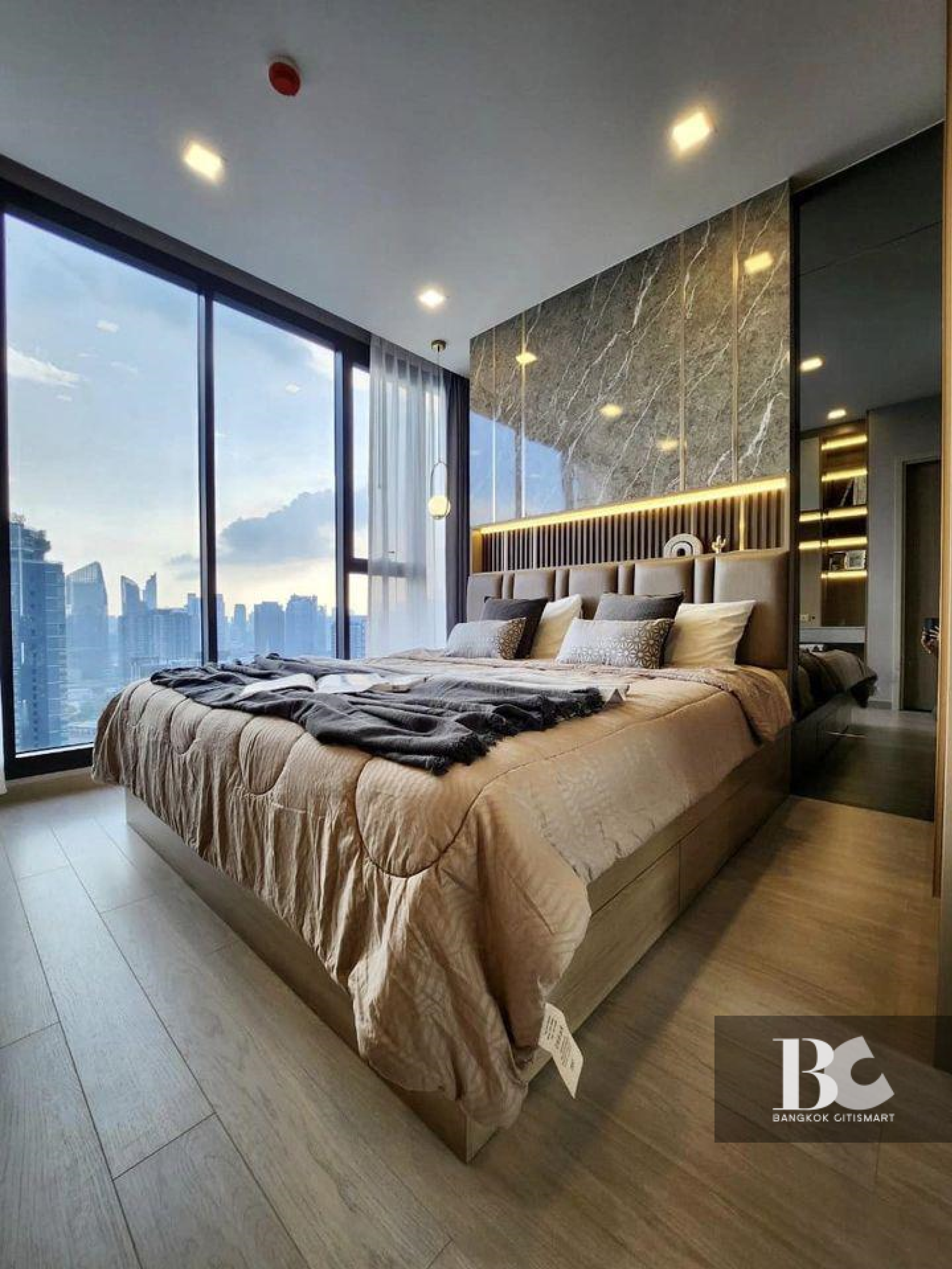 ให้เช่า 2 Bed 2 Bath 58 ตร.ม. ฝ้าสูง 2.7 ม. ใกล้ Nue District R9 | One 9 Five Asoke-Rama 9 | 52,000 บาท/เดือน – รูปที่ 3