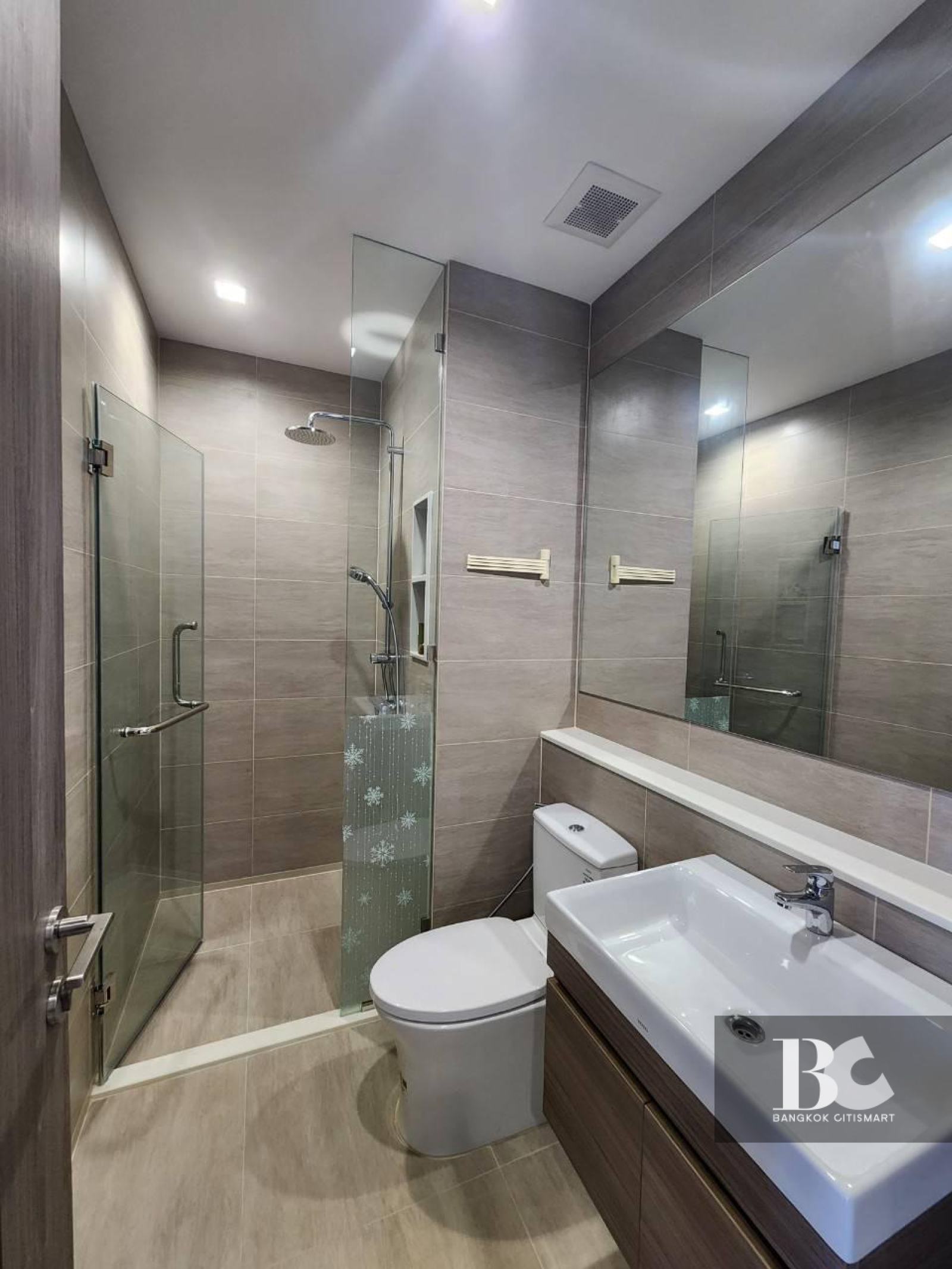 ให้เช่า 1 Bedroom Plus 44.41 ตร.ม. ฝ้าสูง 3 ม. ใกล้ Chatrium | RHYTHM Charoenkrung | 40,000 บาท/เดือน – รูปที่ 4
