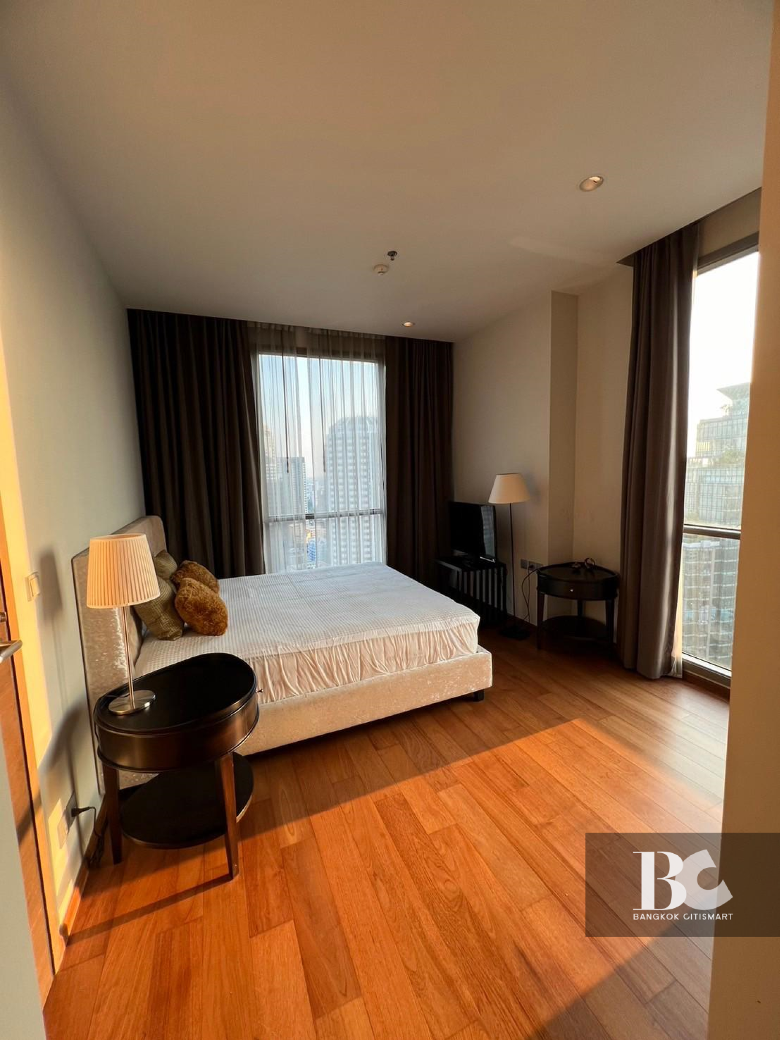 ให้เช่า 1 Bed 54.24 ตร.ม. ฝ้าสูง 3 ม. ใกล้ MAZE ทองหล่อ | Quattro by Sansiri | 45,000 บาท/เดือน – รูปที่ 3