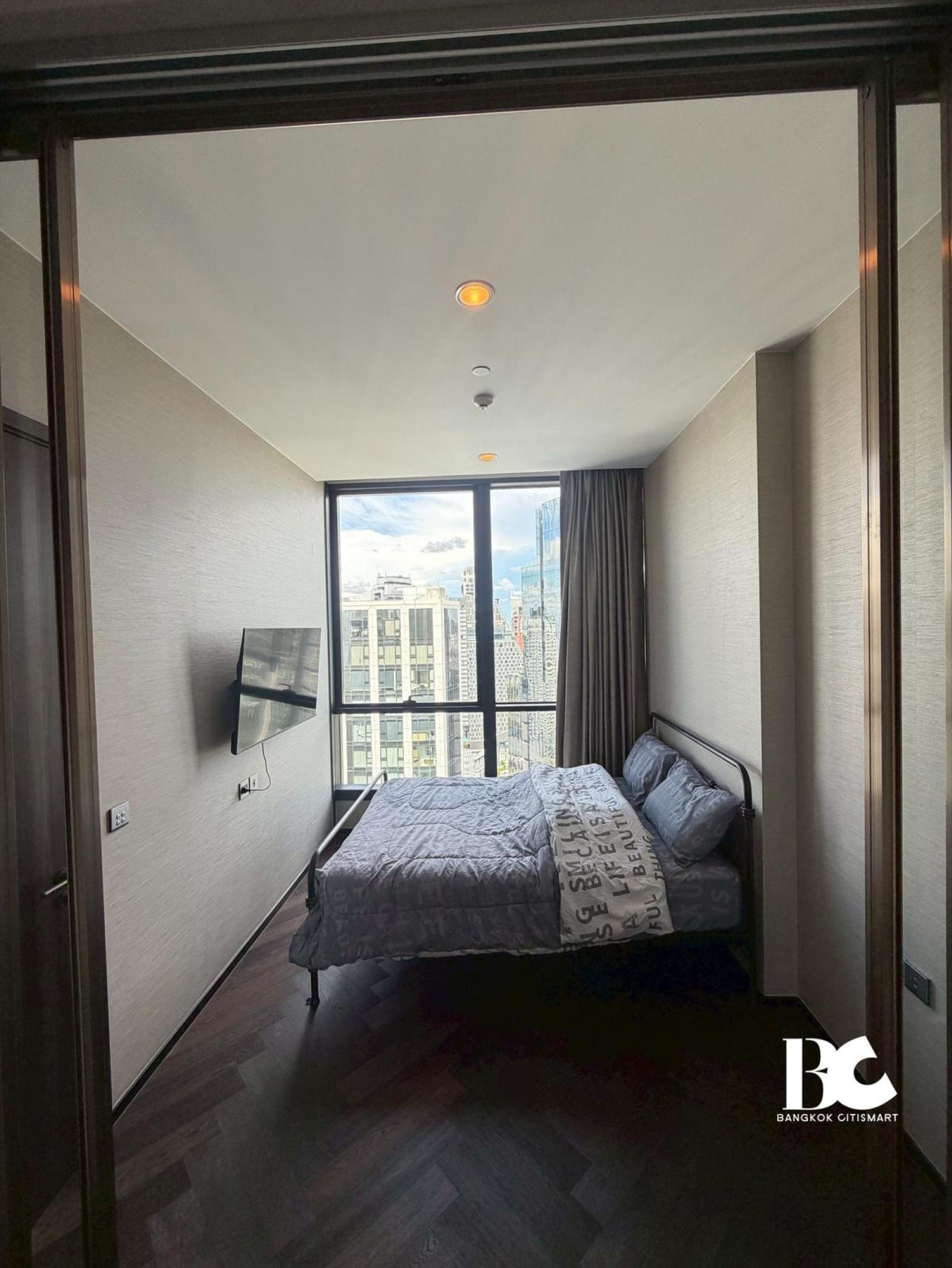 ให้เช่า 1 Bed 38 ตร.ม. ฝ้าสูง 3 ม. ใกล้ร.ร.นานาชาติ Trinity | The Esse Sukhumvit 36 | 42,000 บาท/เดือน – รูปที่ 4