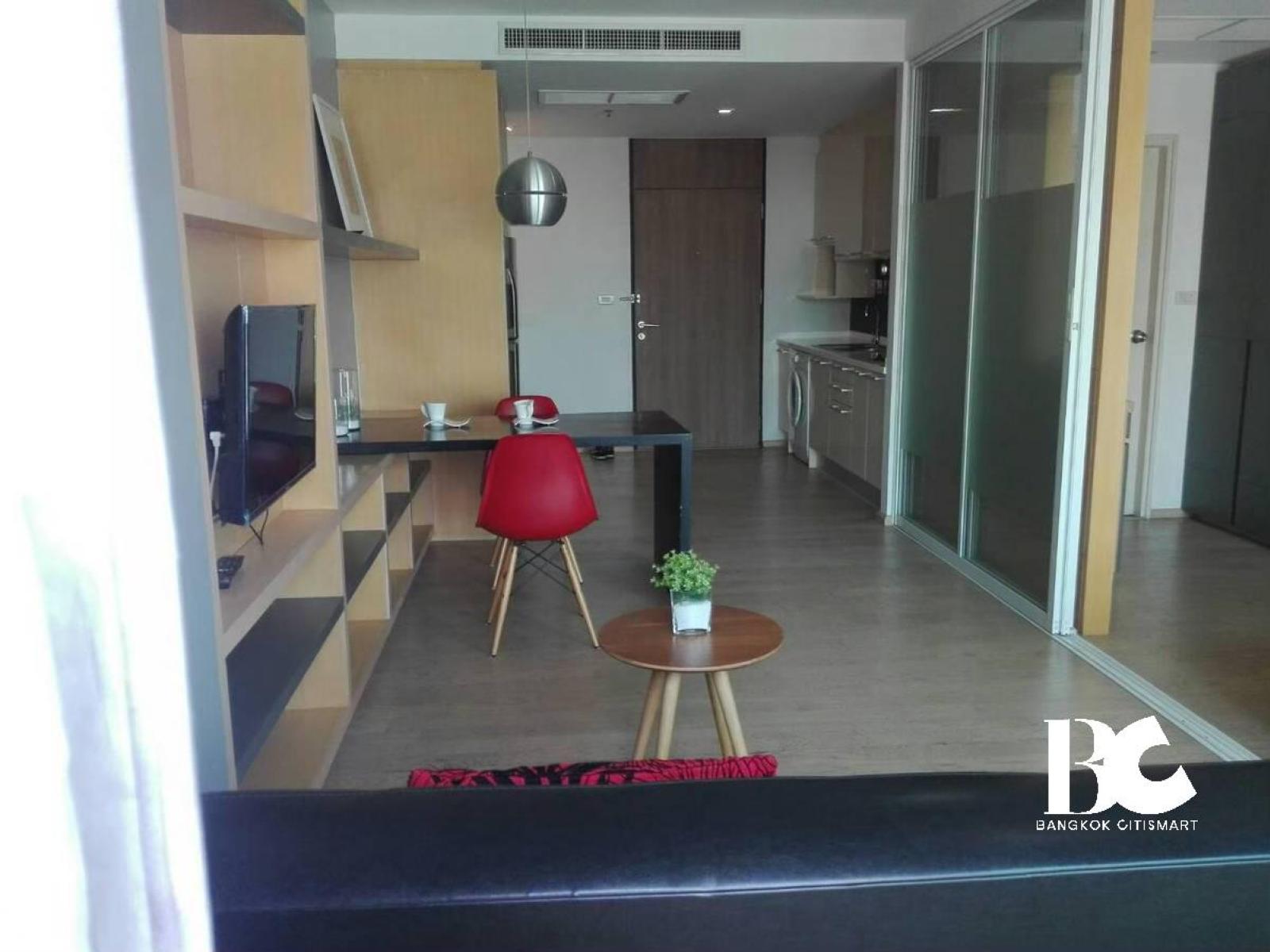 For rent 1 Bed 44.11 sq m., spacious room, near Channel 3, Sukhumvit 36 ​​| Noble Remix | 30,000 baht/month