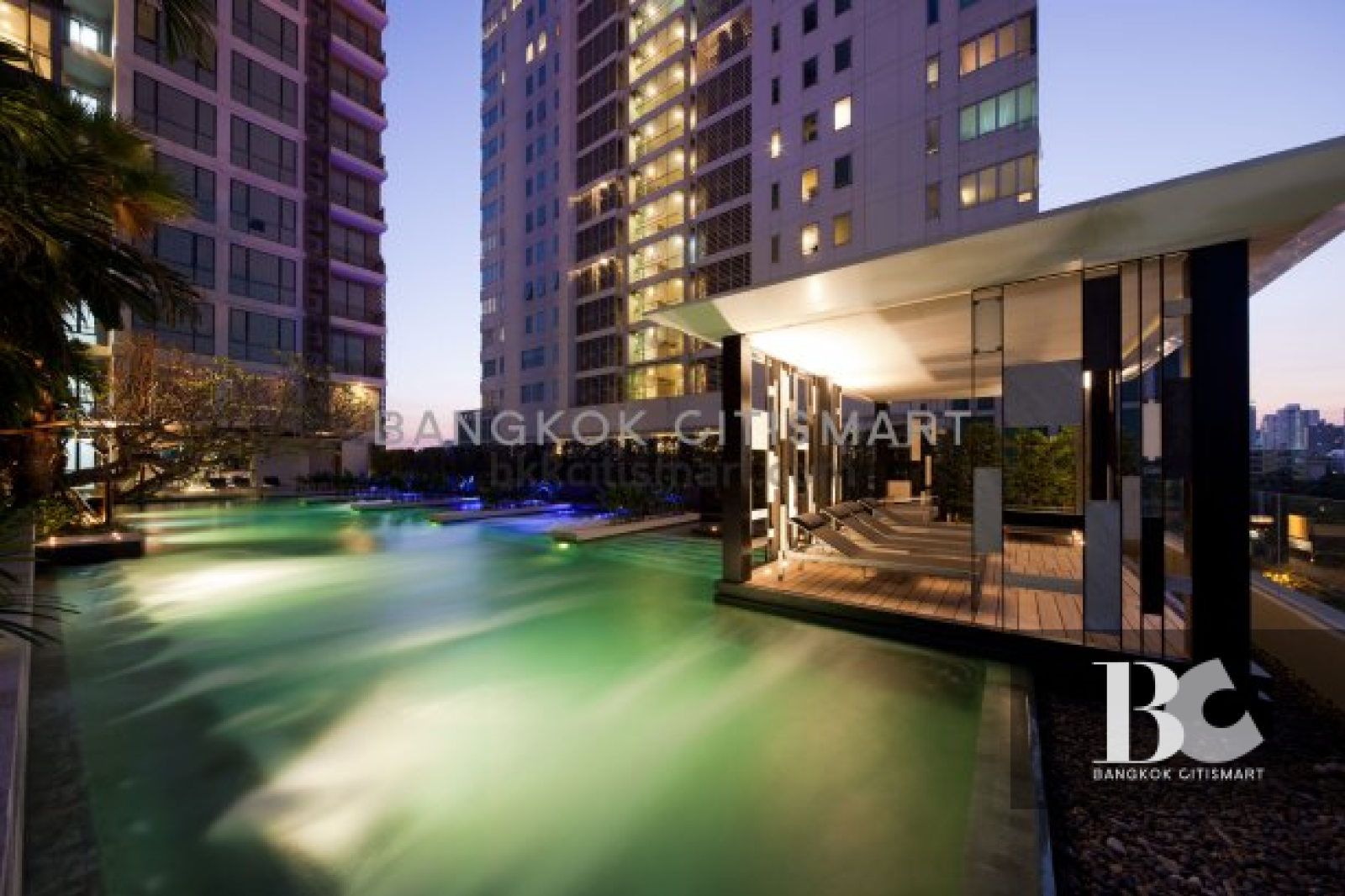 ให้เช่า 2 Bed 2 Bath 82.57 ตร.ม. ฝ้าสูง 3 ม. ใกล้ MAZE ทองหล่อ | Quattro by Sansiri | 62,000 บาท/เดือน