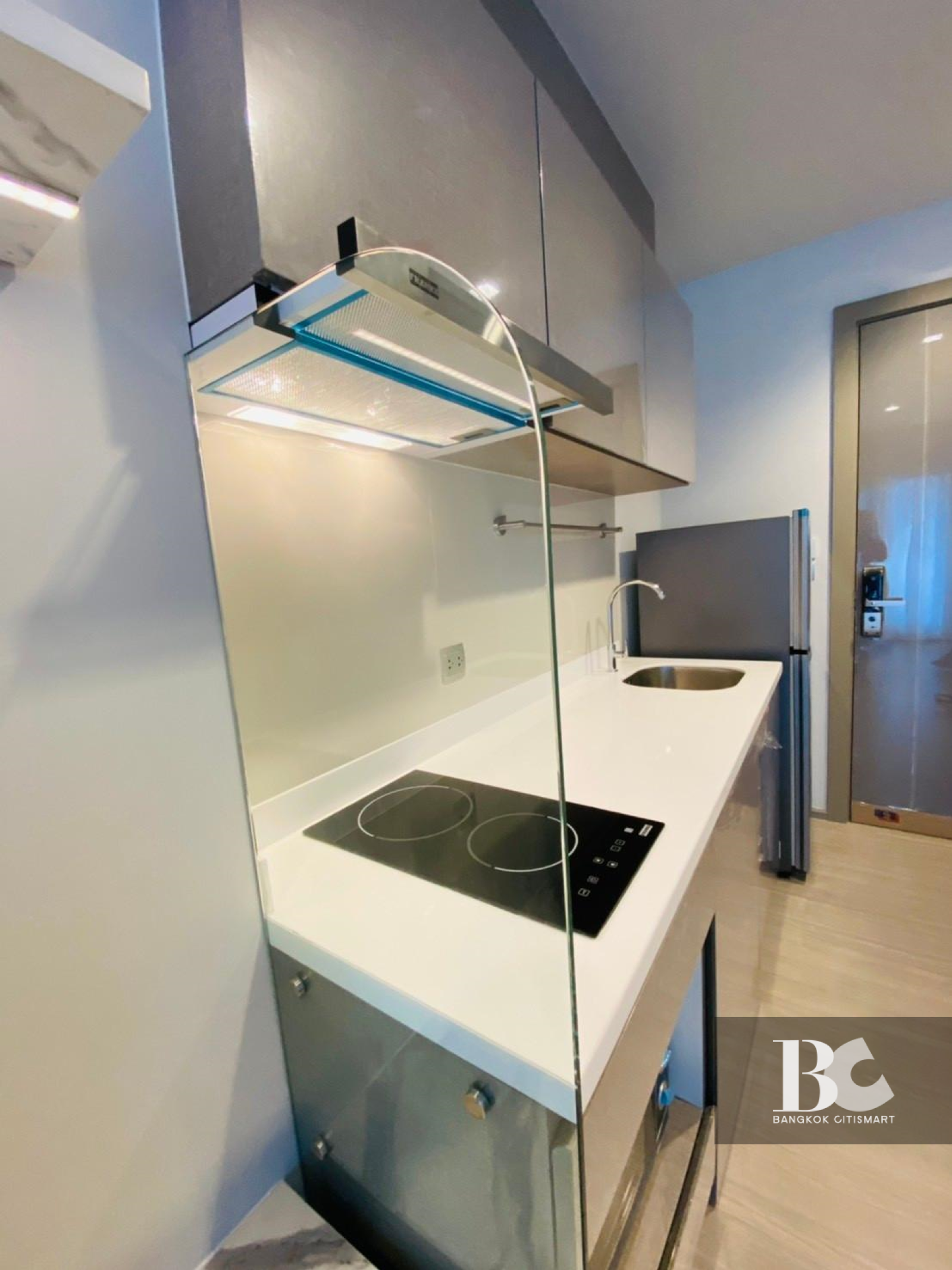 Studio for rent, 25 sq m, budget 17,000, near Central Rama 9 | Life Asoke-Rama 9 | 17,000 baht/month – รูปที่ 4