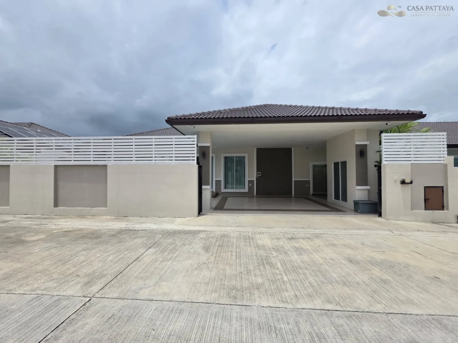 Modern Luxury Pool Villa for Sale – Huay Yai, Pattaya (Garden Ville 6)