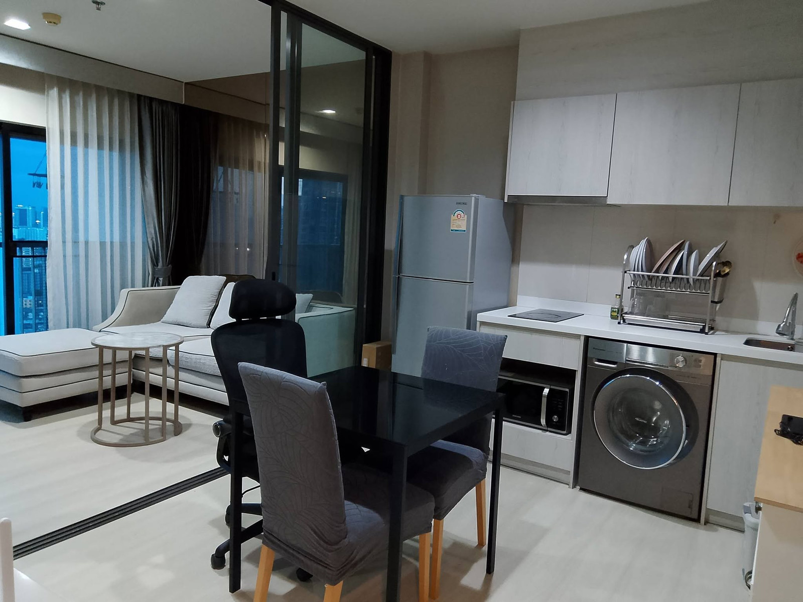 1 bed plus accepted short term, near BTS Prakanong only 600 m. Life Sukhumvit48