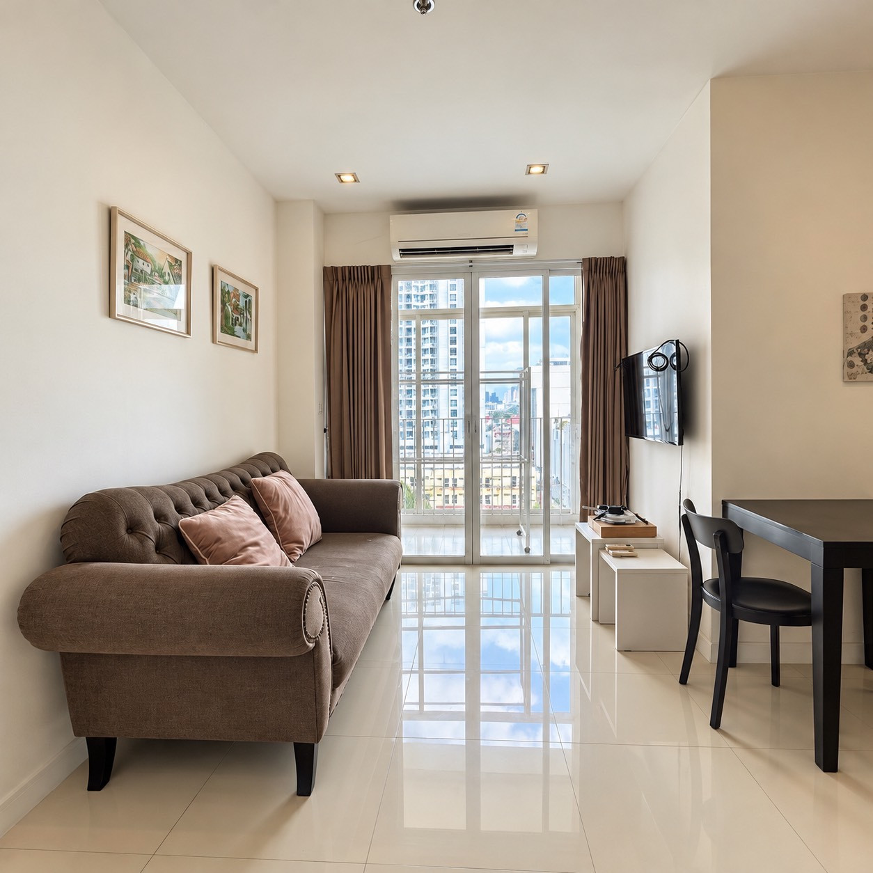 M1854 Condo for rent at Ideo Verve Sukhumvit