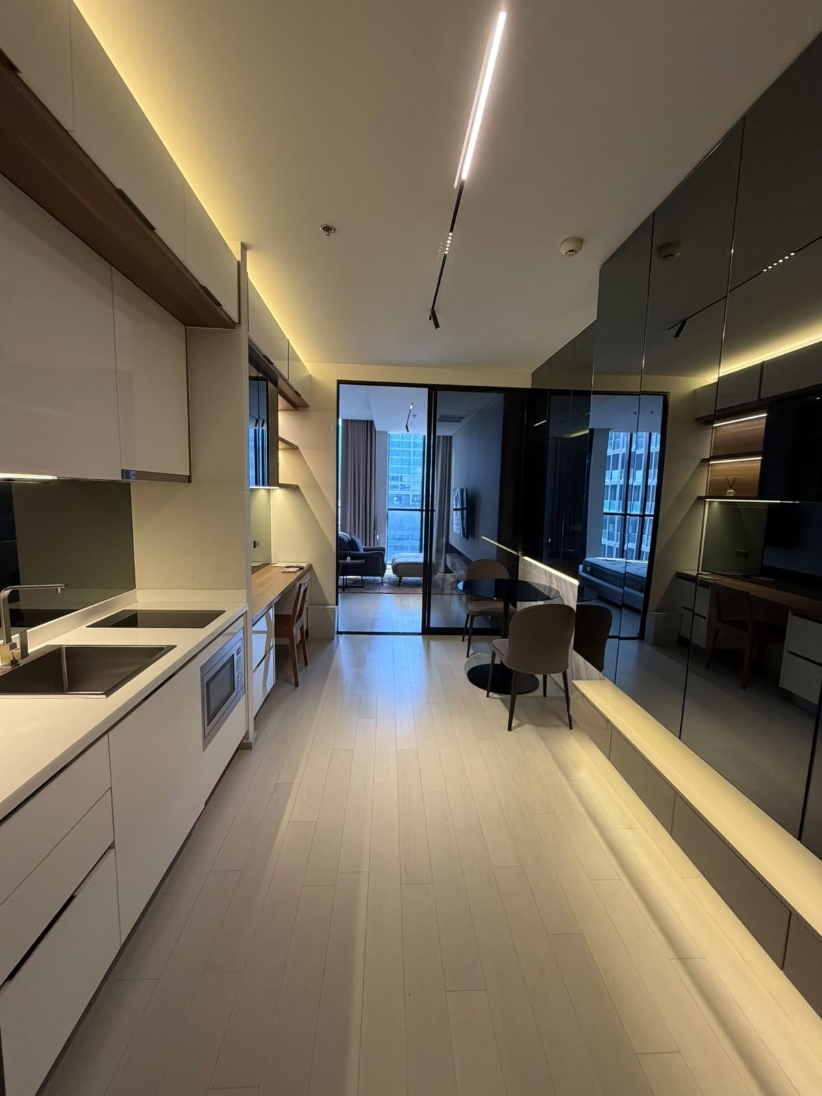 For Rent 1 BED 40K @Ploenchit – รูปที่ 3