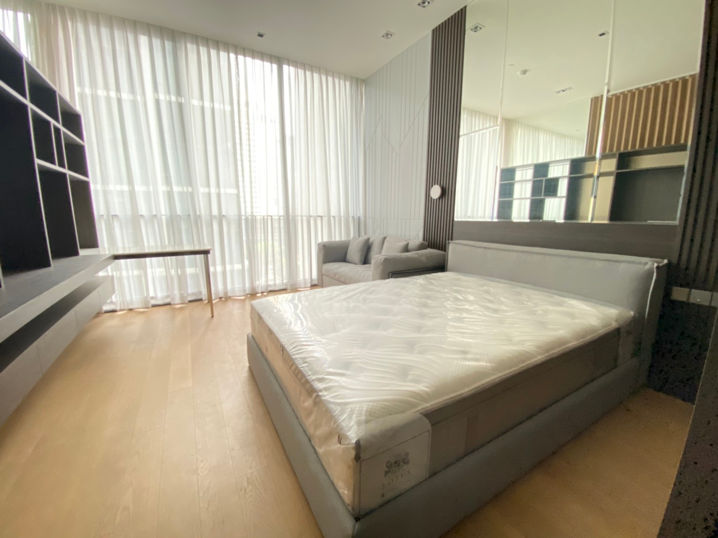 28 Chidlom | Super Luxury condominium in the heart of Chidlom.