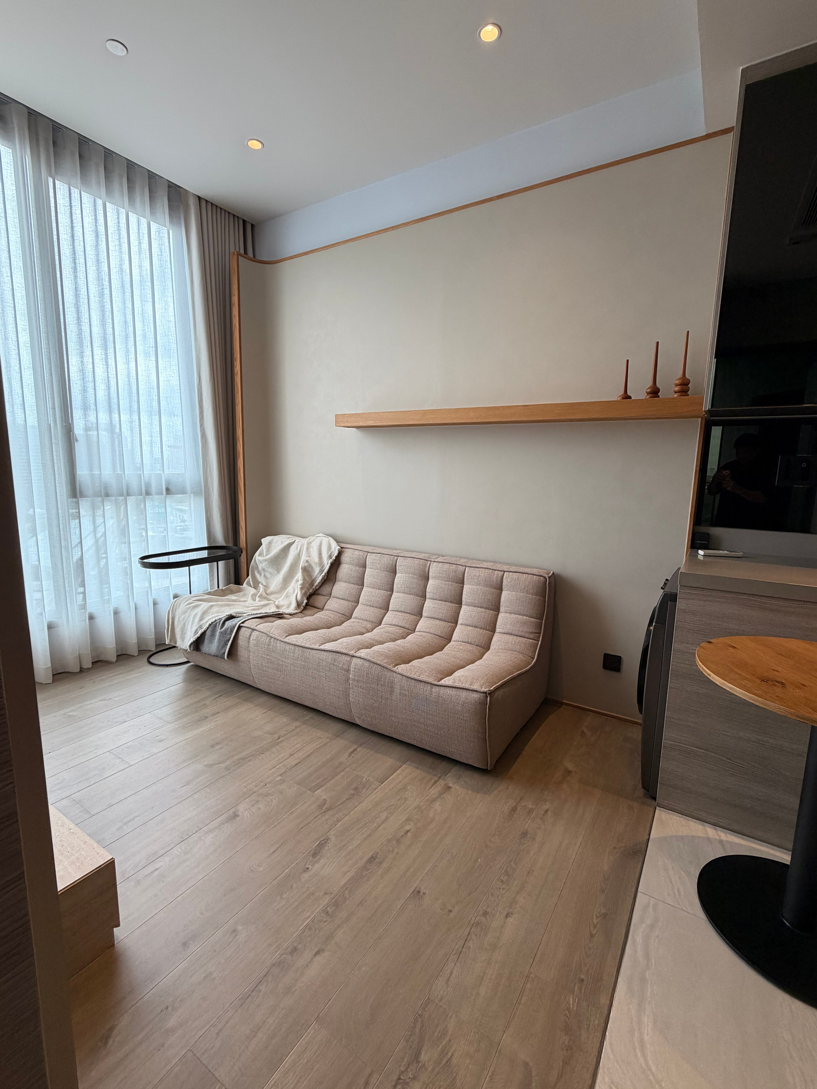 ให้เช่าคอนโด The crest park residences ห้าแยกลาดพร้าว เดินไปMRT ,BTSได้ (47 ตรม.)