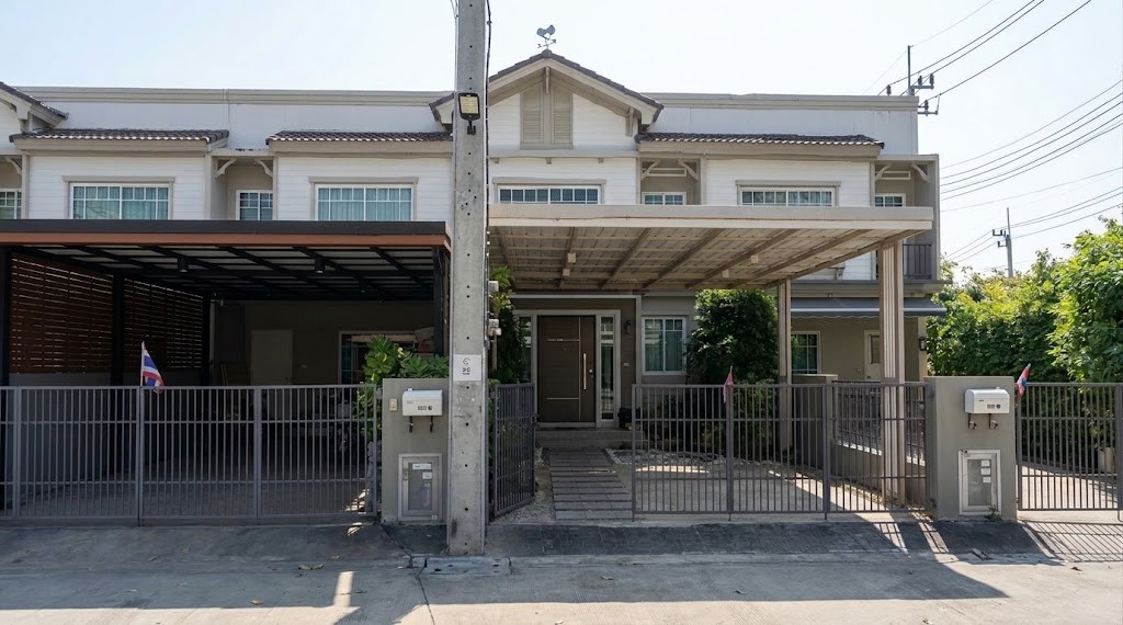 🔥 Townhouse for Sale at Indy 2 Srinakarin | Near BTS Srinakarin – Paolo Hospital Samut Prakan