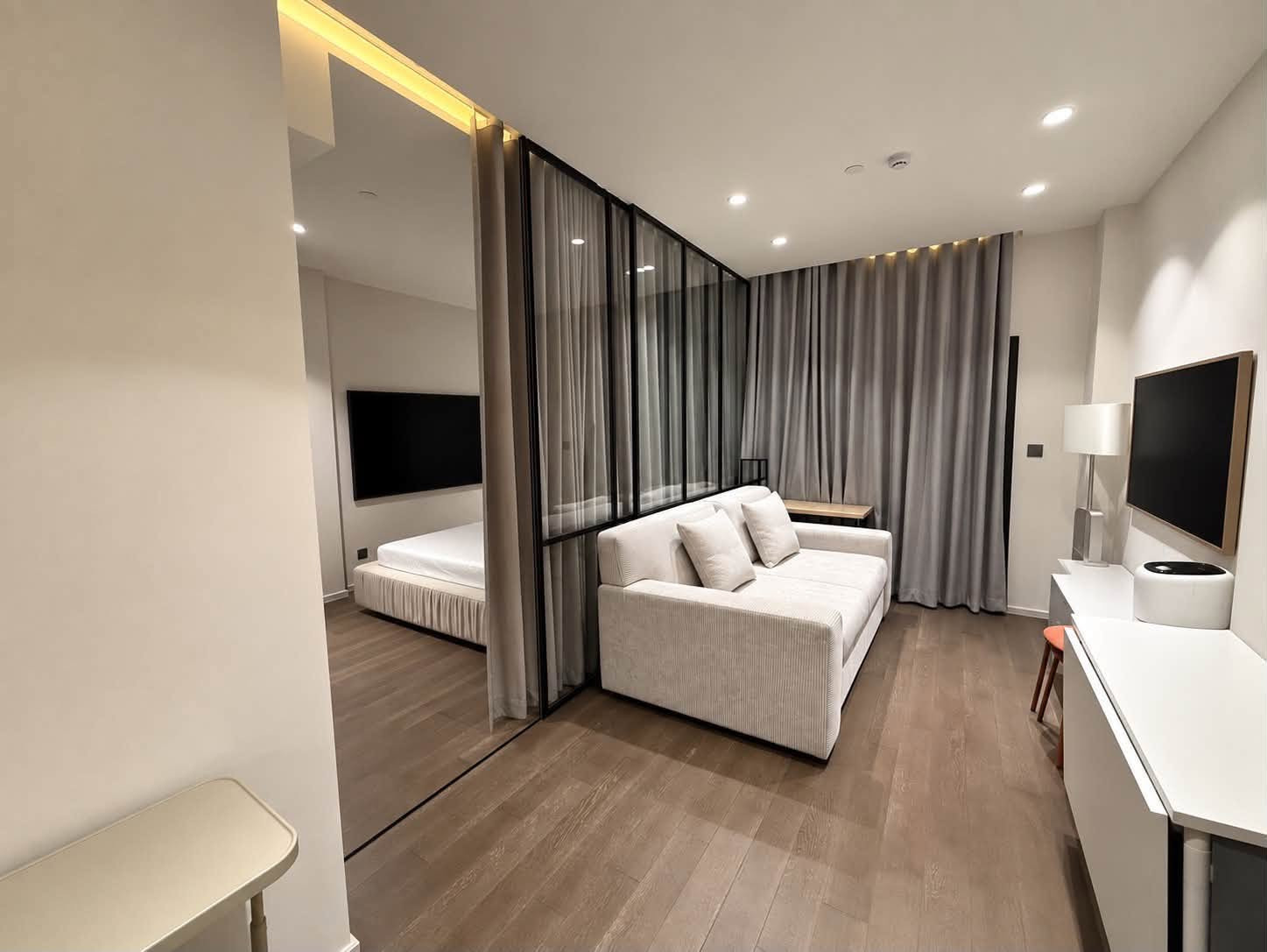 Condo for sale MUNIQ Sukhumvit 23 (Munique Sukhumvit 23) 43 sq m, 1 bedroom, 1 bathroom, 20th floor, near MRT Sukhumvit 100 m. | For Sale 1 Bed 1 Bath 43 sqm, 20th floor Condo for sale MUNIQ Sukhumvit 23 (Munique Sukhumvit 23) 43 sq m, 1 bedroom, 1 bathroom, 20th floor, near MRT Sukhumvit 100 m. | For Sale 1 Bed 1 Bath 43 sqm, 20th floor