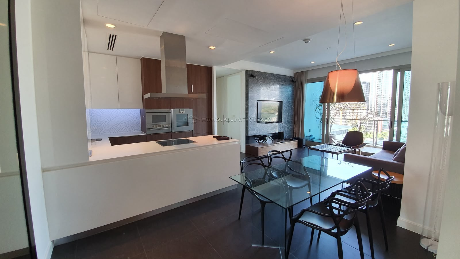 185 Rajadamri | คอนโดมิเนียมระดับ Super Luxury ใจกลางราชดำริ 185 Rajadamri | คอนโดมิเนียมระดับ Super Luxury ใจกลางราชดำริ