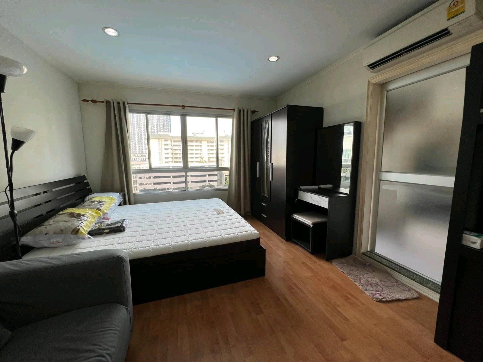Condo for rent Lumpini Ville Ramkhamhaeng 44 Condo for rent Lumpini Ville Ramkhamhaeng 44