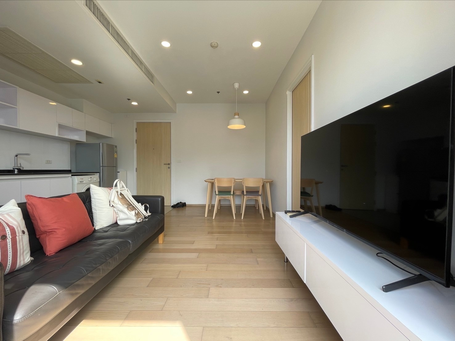 ขายคอนโด HQ Thonglor (เอช คิว ทองหล่อ) ชั้น 28 ทำเลดี เดินทางสะดวก ใกล้ BTS ทองหล่อ – รูปที่ 3