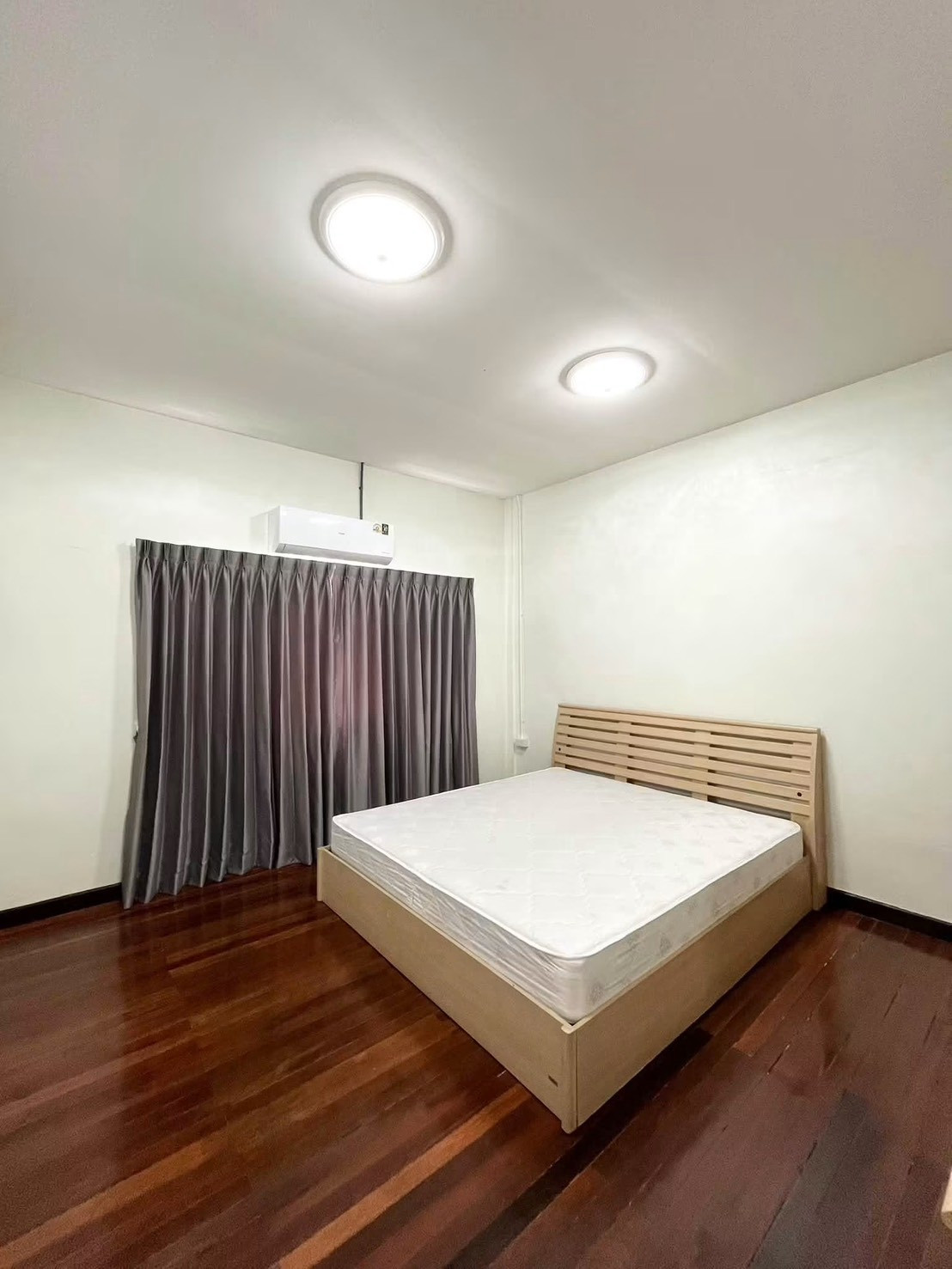 🏡✨ FOR RENT | ทาวน์โฮม 2 ชั้น หมู่บ้านคลองจั่นวิลล่า 1 ซอยนวมินทร์ 32 ทำเลเกษตร–นวมินทร์ 2 ห้องนอน 2 ห้องน้ำ ใกล้ปากซอยเพียงประมาณ 200 เมตร! 💛 บ้านพร้อมเข้าอยู่ 1 ธันวาคม 2569 (1 ธ.ค. 2026) 💰 ค่าเช่าเพียง 16,000 บาท/เดือน – รูปที่ 3