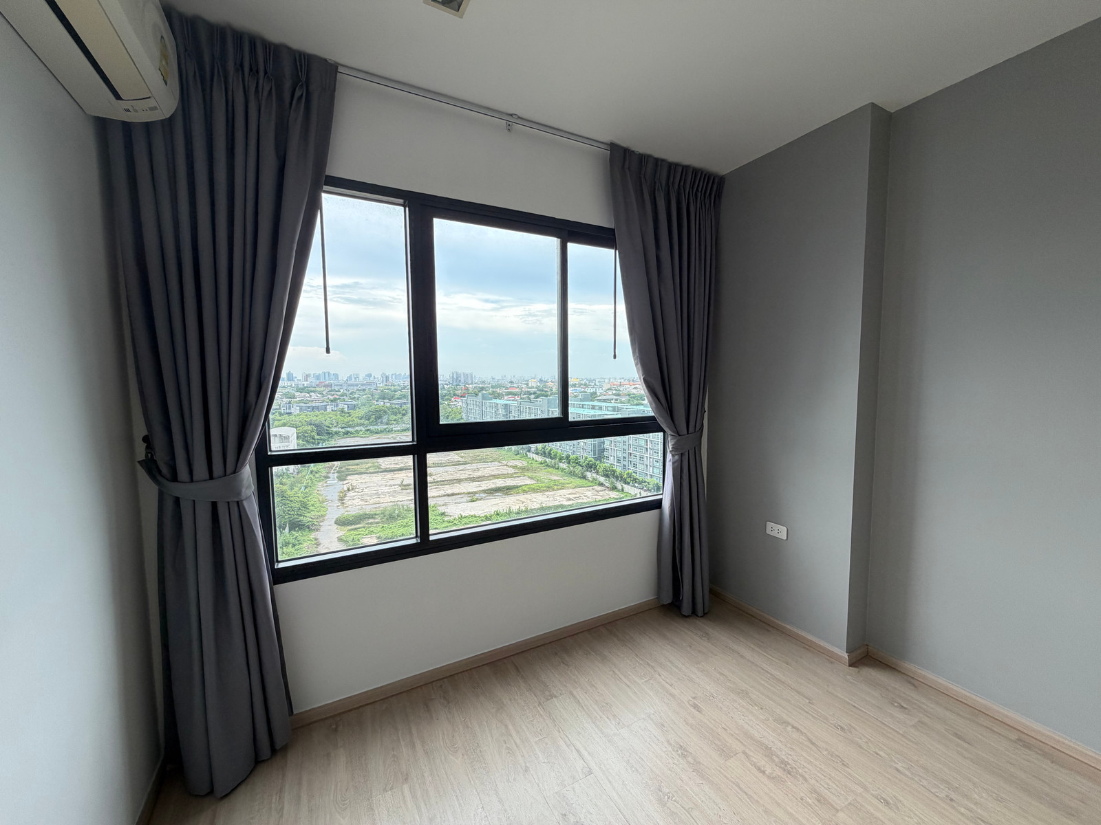 ขายคอนโด Ideo New Rama 9 - 1 ห้องนอน 1 ห้องน้ำ - 31.34 ตร.ม. - ขาย 2,690,000 บาท [MKs2610012]