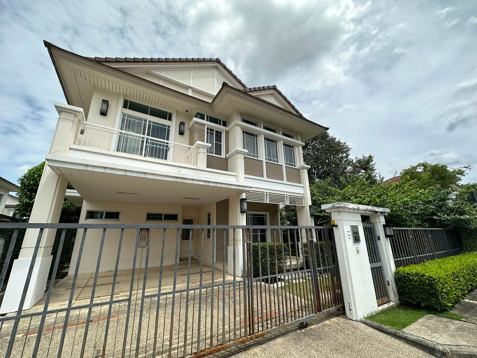 For rent, 2-story detached house, Nantawan Village, Utthayan-Aksa | 3 bedrooms, 3 bathrooms | There is a maids room | Near Mahidol Salaya – รูปที่ 2