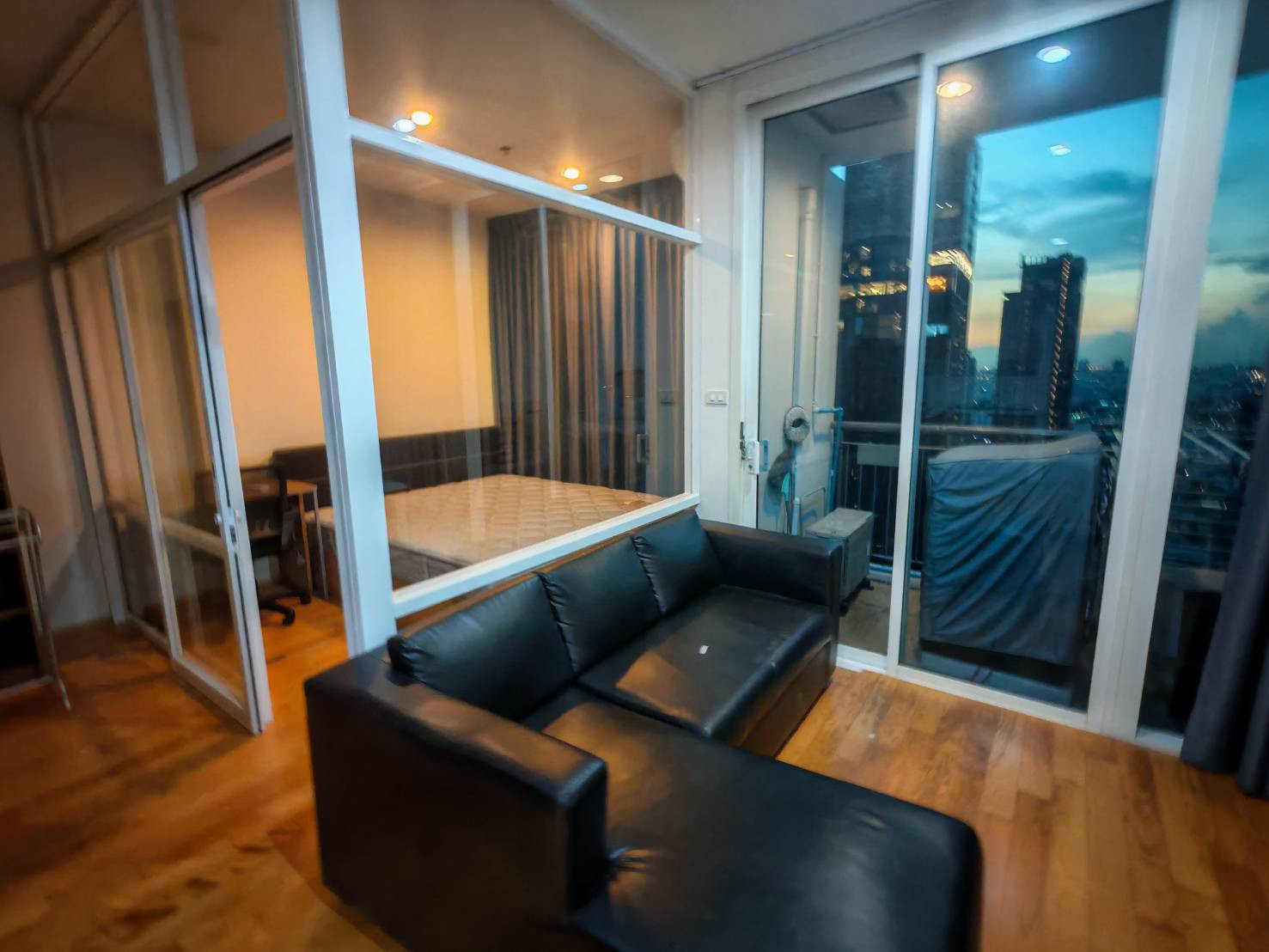 🔥For rent, Villa Ratchathewi, special price only 17,000 baht, room ready to move in. Make an appointment 085-362-6455 Julie