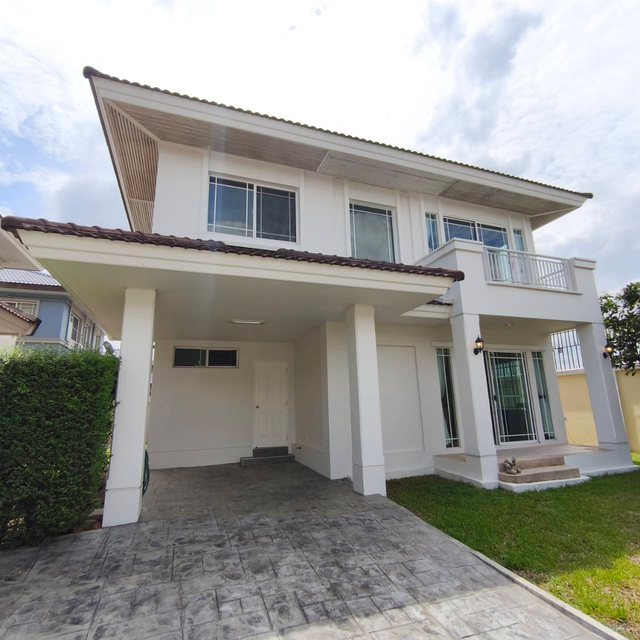 House for rent, Nantawan Rama 9 - On Nut, 3 bedrooms, 3 bathrooms, 68 sq m. House for rent, Nantawan Rama 9 - On Nut, 3 bedrooms, 3 bathrooms, 68 sq m.
