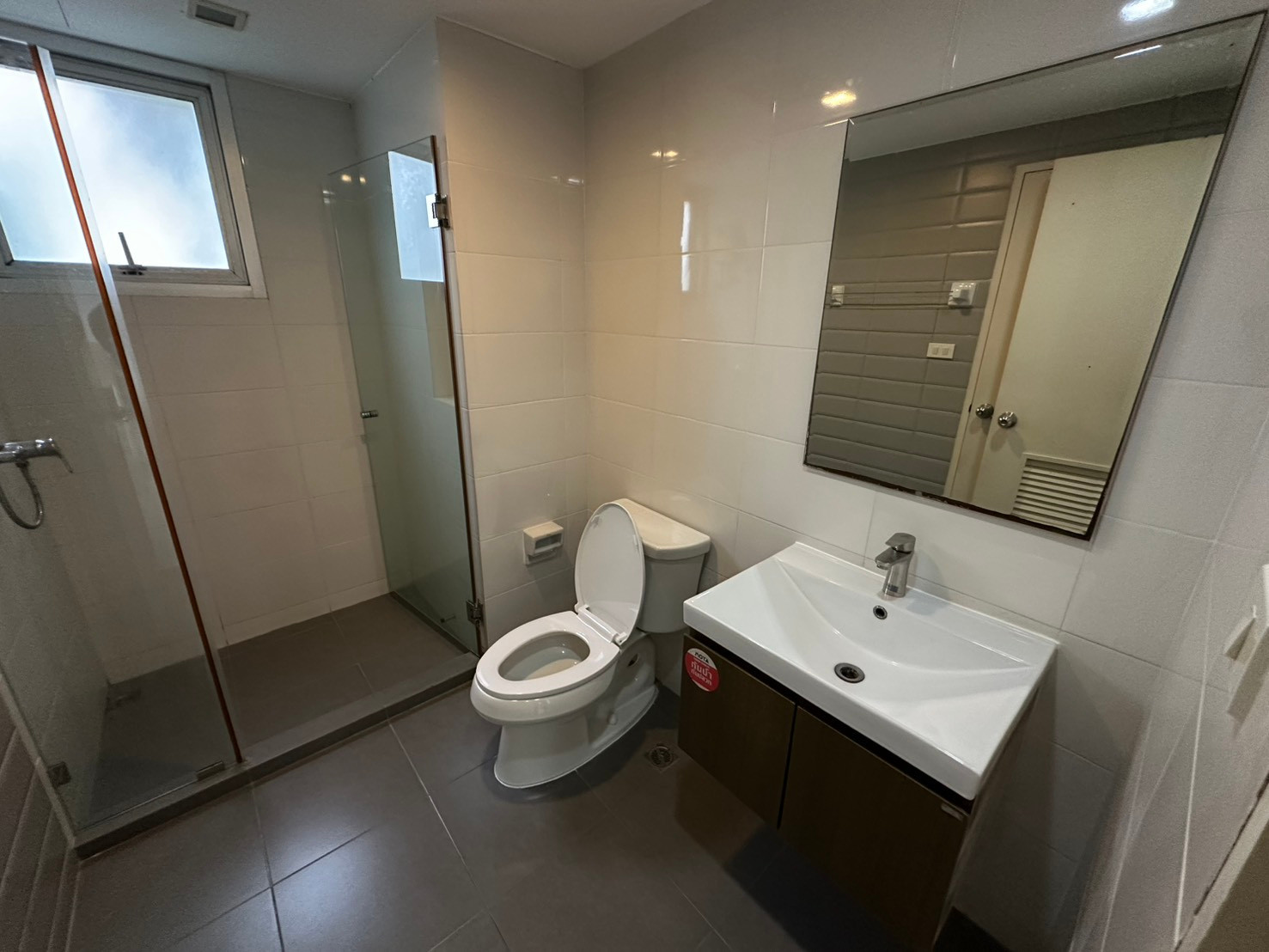 (รหัส R322) ให้เช่า tkf condo sukhumvit 52: ทีเคเอฟ คอนโด สุขุมวิท 53 – รูปที่ 4