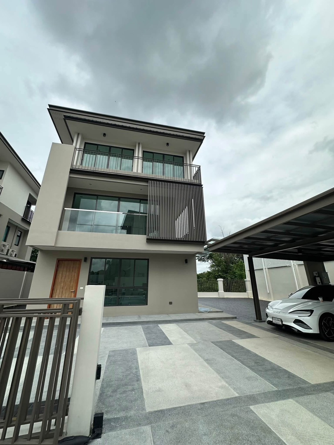 For sale ‼️ Luxurious 3-storey detached house, large corner plot | AQ Arbor Suan Luang Rama IX – Phatthanakan For sale ‼️ Luxurious 3-storey detached house, large corner plot | AQ Arbor Suan Luang Rama IX – Phatthanakan