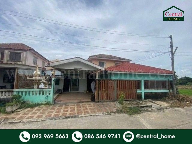 2-story detached house, Prasertsuk, corner house, lots of usable space, area 68 square meters.