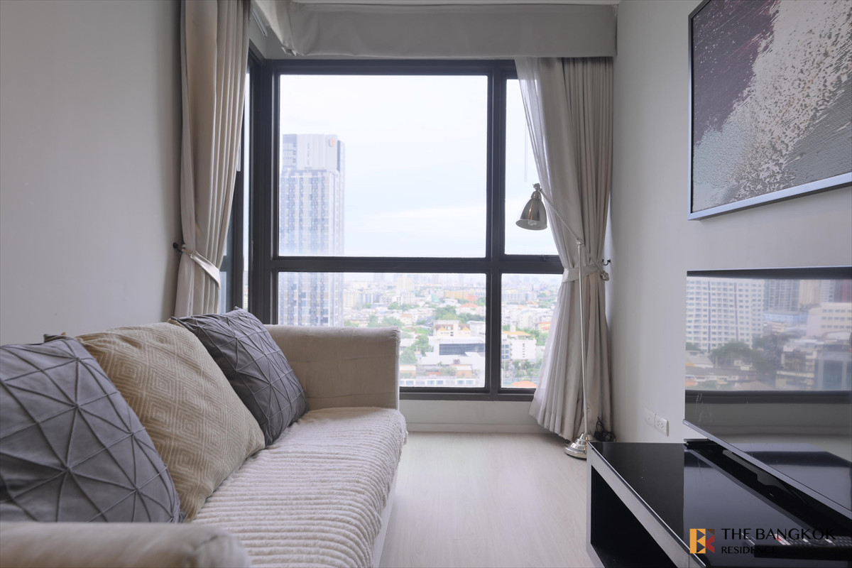 🔥💎 ขายขาดทุน RHYTHM Sukhumvit 44/1 🚆 คอนโดหรูติด BTS พระโขนง 0 เมตร 1BR 35.37 ตร.ม. 💰 เพียง 4.49MB ต่ำกว่าตลาดมาก พร้อมผู้เช่า 