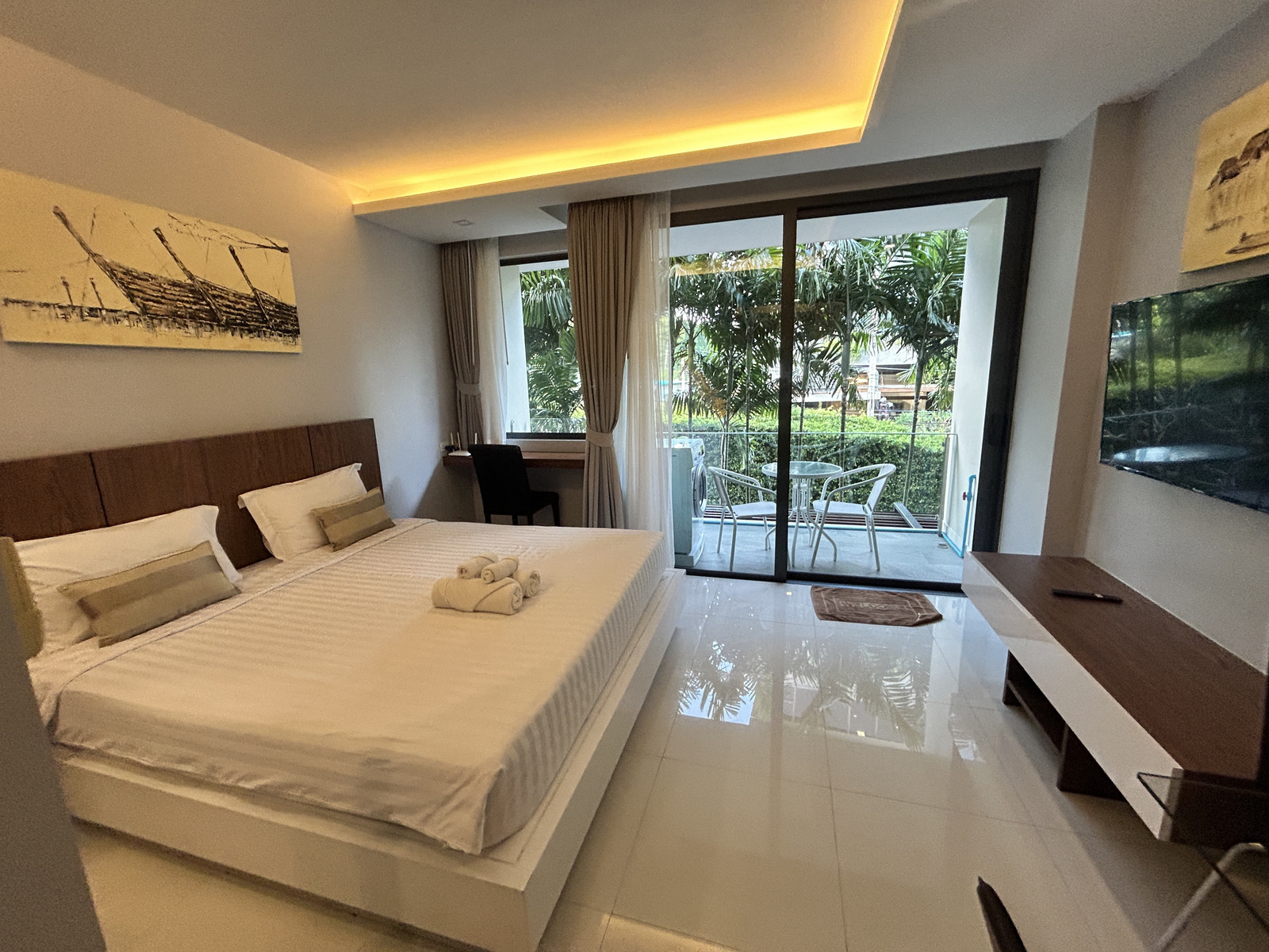 Own a Phuket Coastal Escape | Rawai Studio with Pool View Near Beach - U1846212