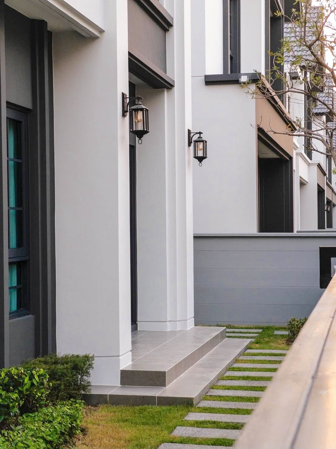 ให้เช่าบ้านเดี่ยว หมู่บ้าน CENTRO Bangna Phase 2 รหัสทรัพย์ R674  – รูปที่ 2