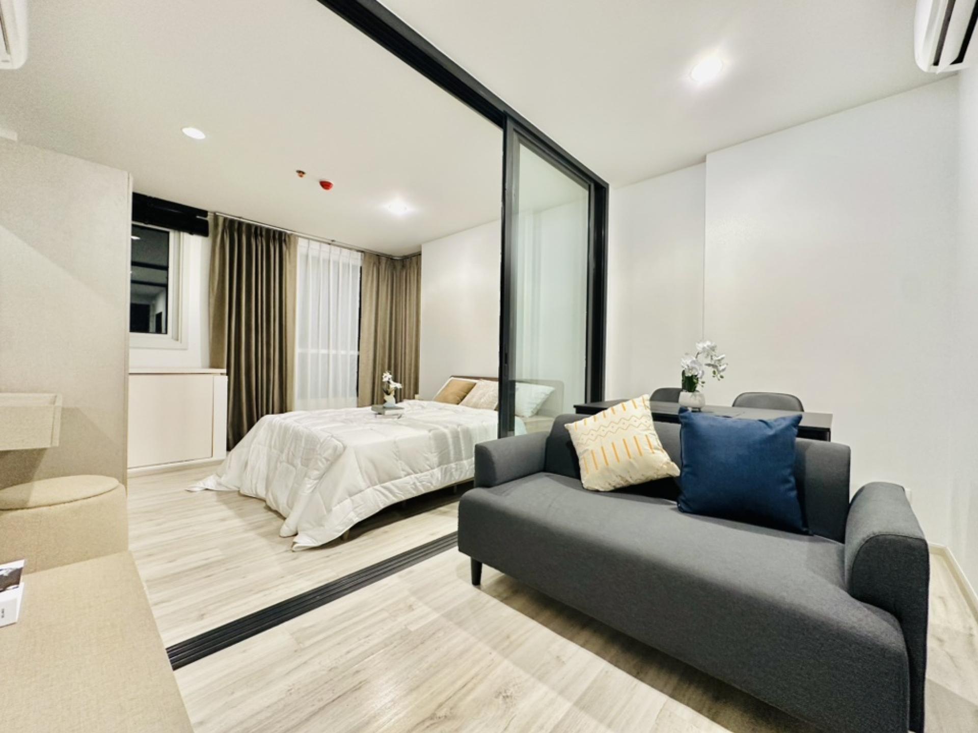 Condo ready to move in XT Huai Khwang