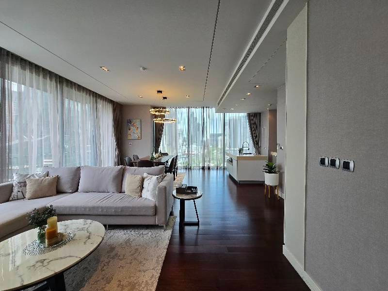 MARQUE Sukhumvit | Super Luxury condominium in the heart of Phrom Phong. MARQUE Sukhumvit | Super Luxury condominium in the heart of Phrom Phong.