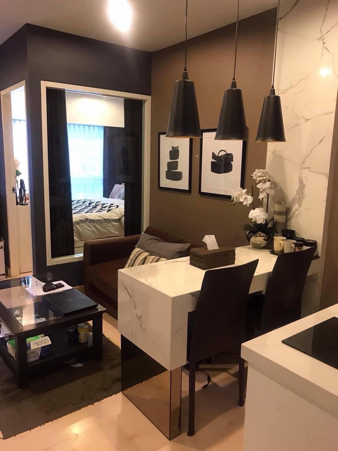Condo for sale and rent next to BTS wongwianyai. Condo for sale and rent next to BTS wongwianyai.