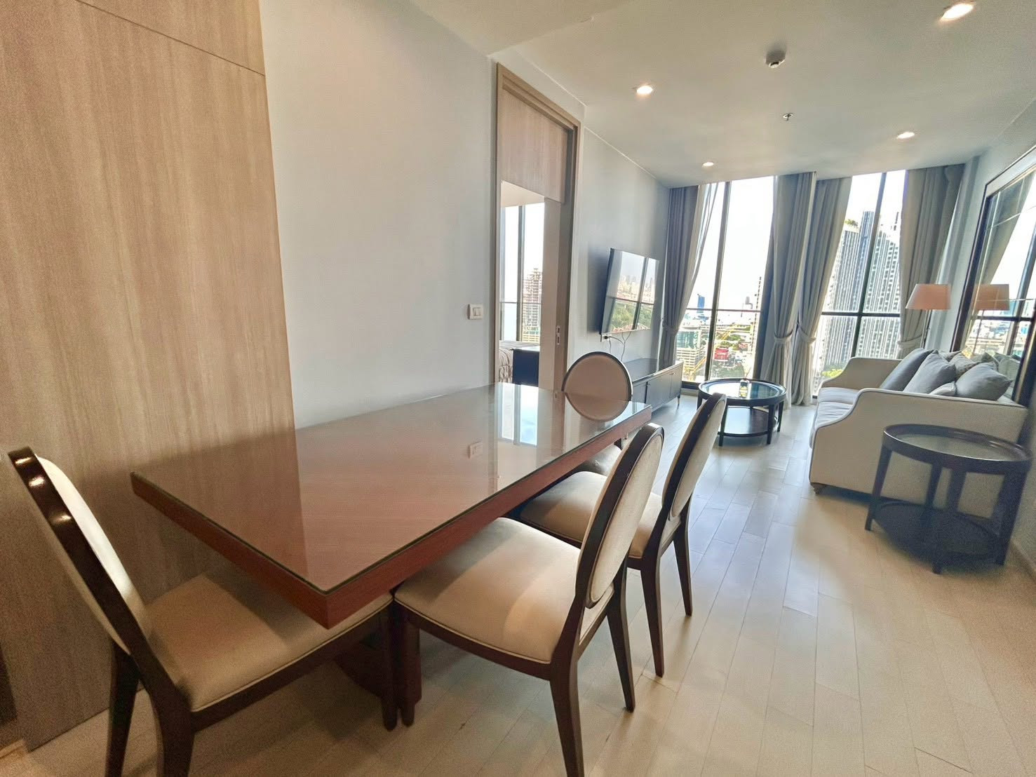 Condo for Rent Noble Ploenchit – รูปที่ 2
