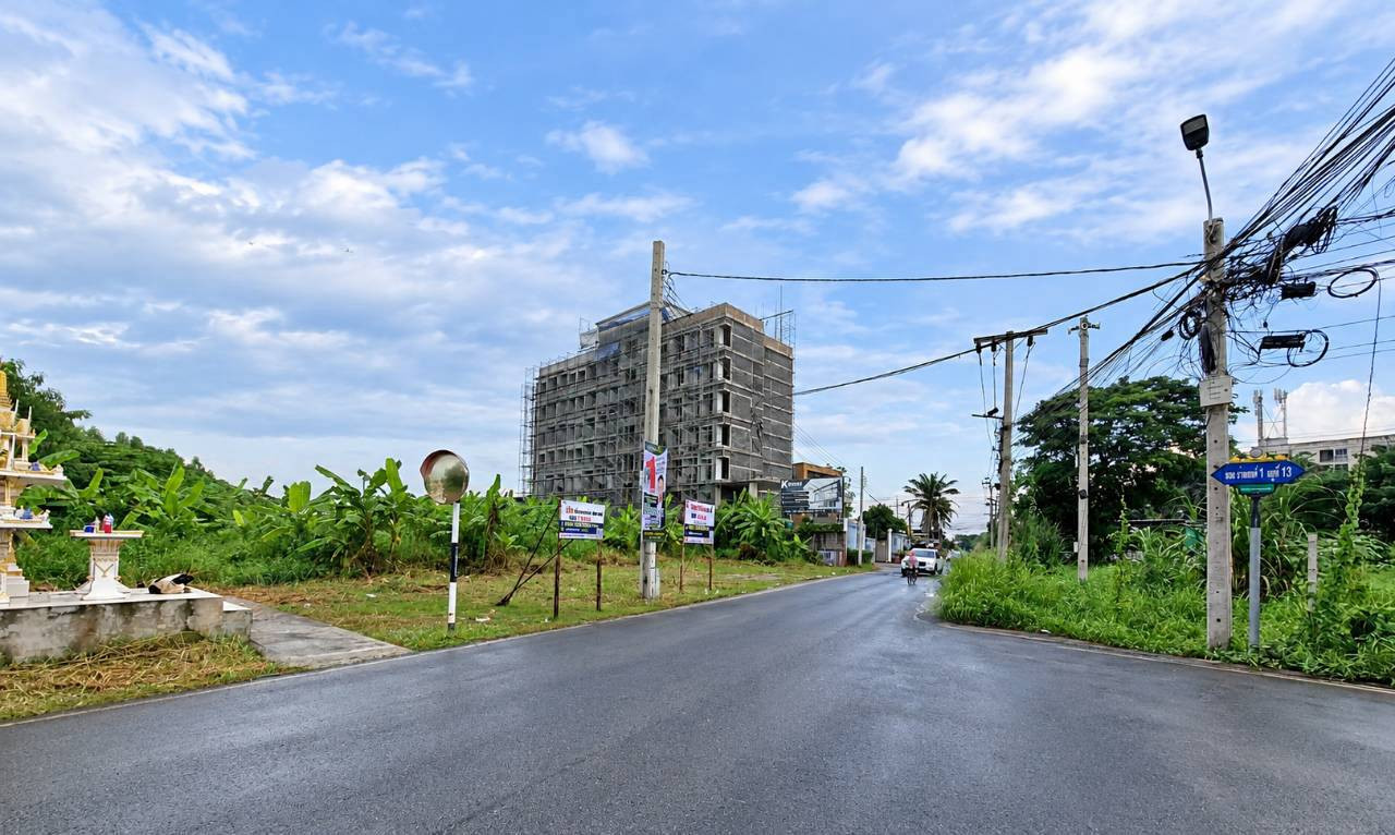 98824 - Land for sale/rent, large area 2 rai 82 sq m, width 49 m., Bang Bua Thong, suitable for long-term rental, only 60,000/month.