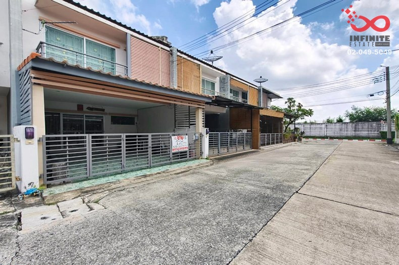 2-story townhouse for sale, The Trust Town Ratchaphruek-Rattanathibet, 19 sq m, Pak Kret, Nonthaburi.