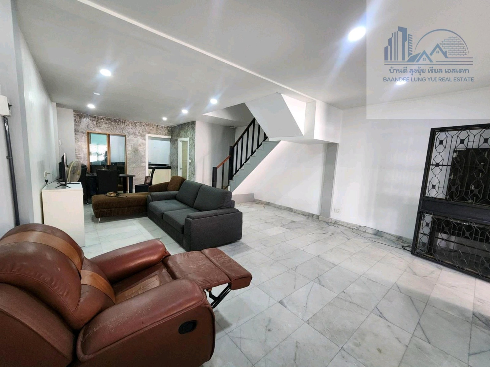 ให้เช่า Townhome บ้านกลางเมืองพระราม9 ซอย 43 🎪🗽🗼  聯排別墅出租，Baan Klang Muang Rama 9 Soi  – รูปที่ 3
