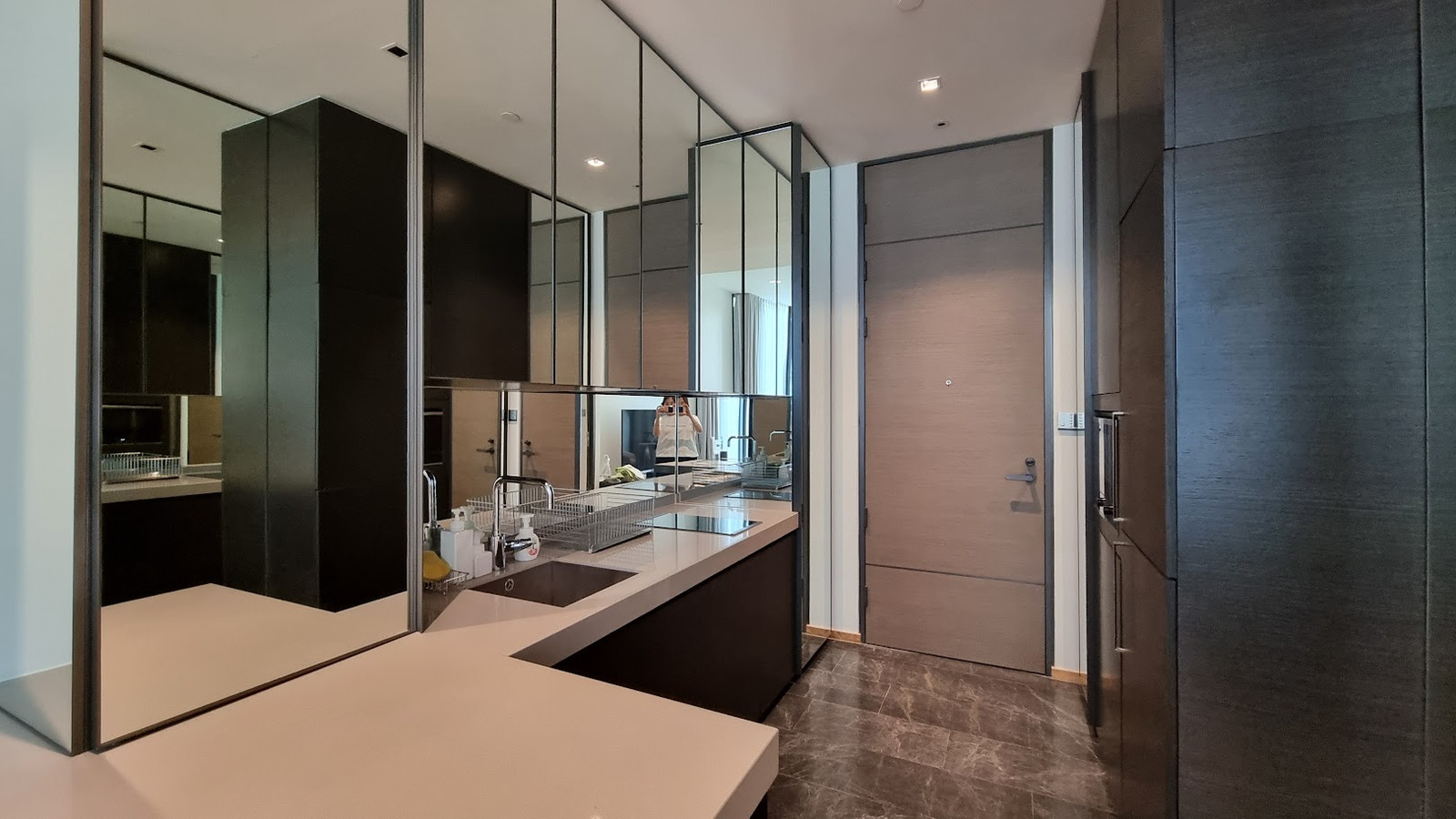 28 Chidlom | คอนโดมิเนียมระดับ Super Luxury ใจกลางชิดลม – รูปที่ 3