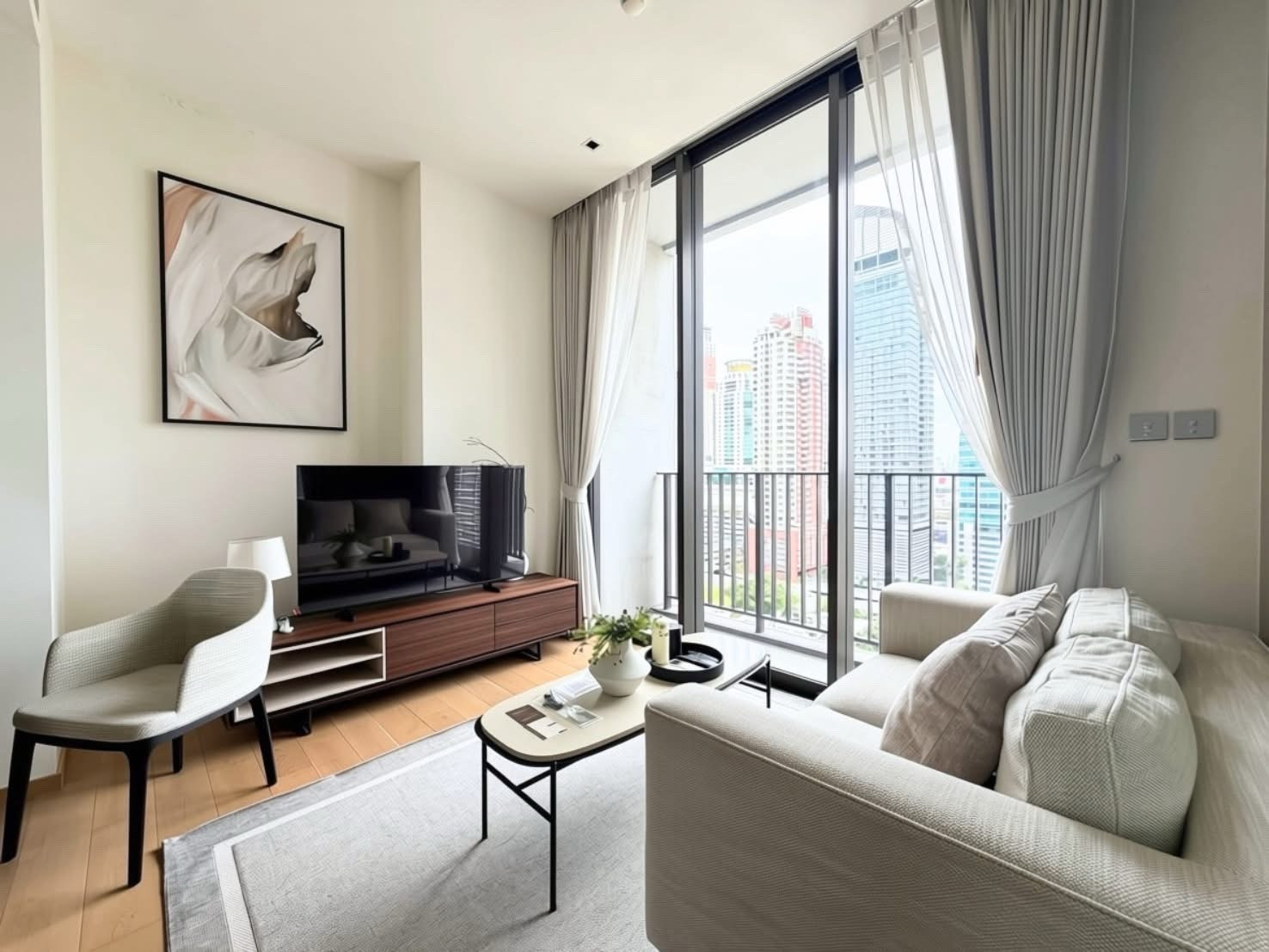 🏙️ ให้เช่า | 28 Chidlom  คอนโด Luxury ใจกลางกรุงเทพฯ ใกล้ BTS ชิดลมและ Central Chidlom เพียง 250 เมตร  – รูปที่ 2