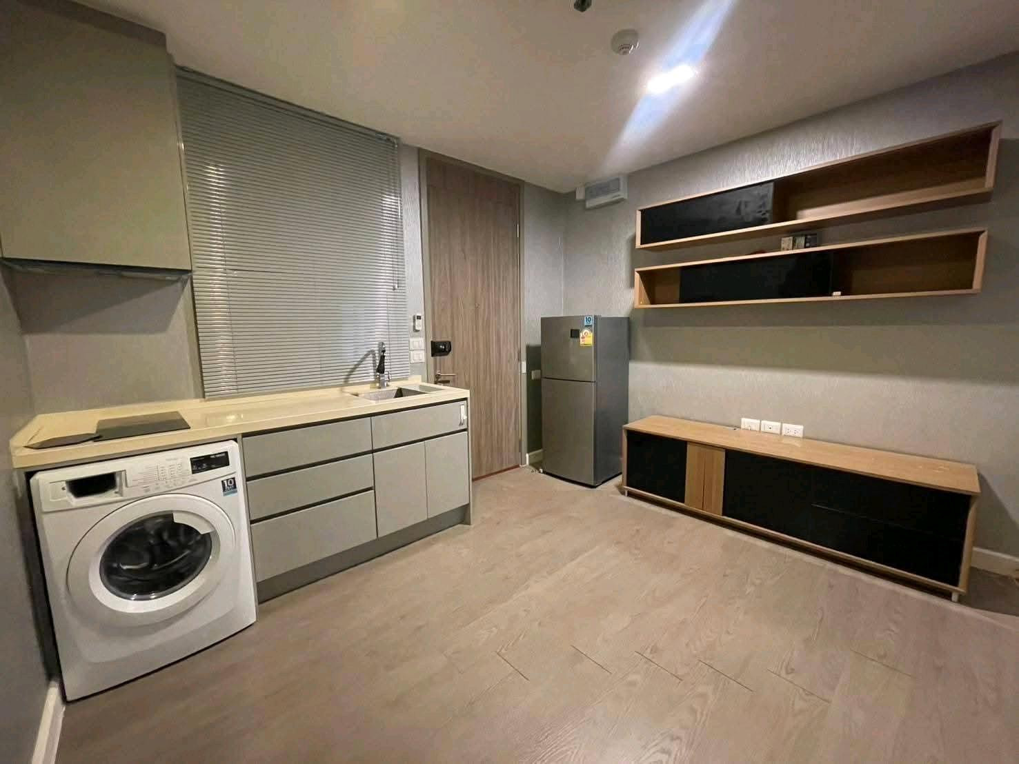 ✨ Condo in a potential location Near Asoke-Ratchada area, convenient travel, good size room. – รูปที่ 3