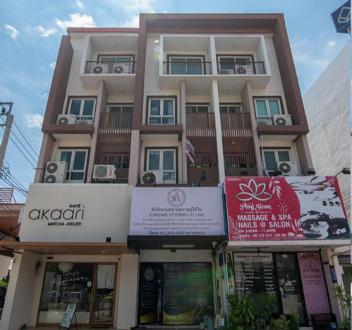 6910-114 Commercial building for sale, 4.5 floors, 3 units, with elevator, Lat Krabang, Suvarnabhumi, economic zone area. Along the main road, Lat Krabang