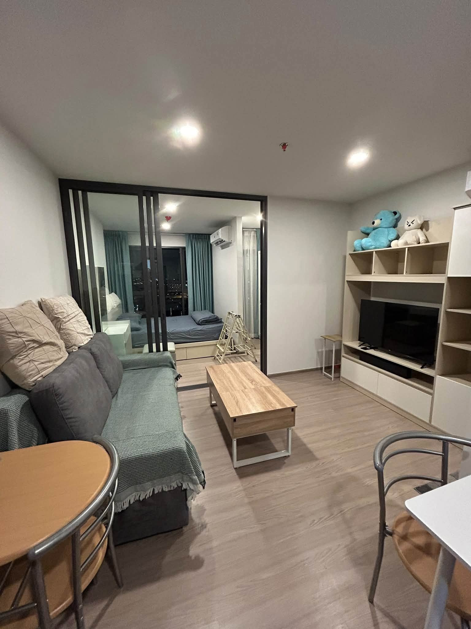 Condo for rent at Ideo Ramkhamhaeng Lamsali Station - 1 bedroom, 1 bathroom - 31 sq.m. - Rent: 19,000 THB/month [MKr2610031] 