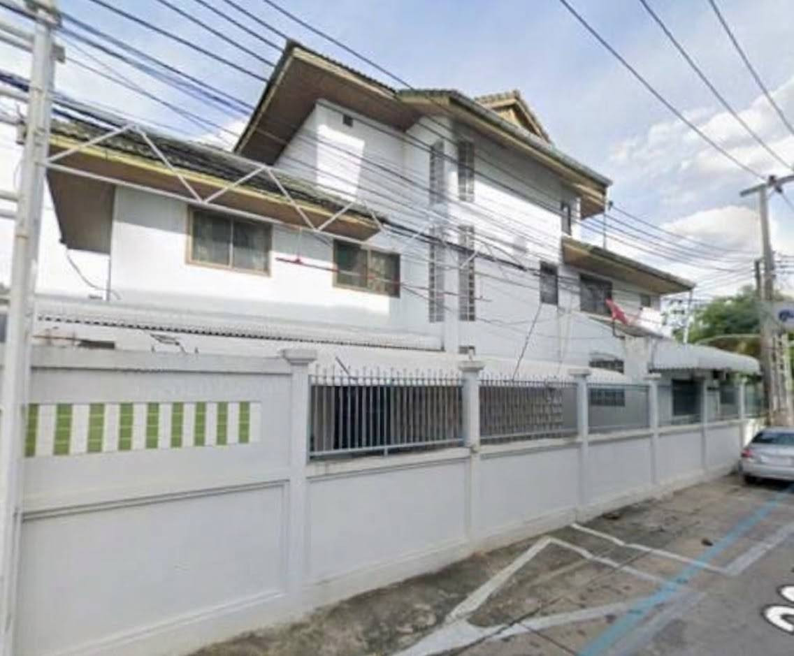 โฮมออฟฟิศขนาด 500 ตรม.ห้วยขวาง ให้เช่า 55000 บาท