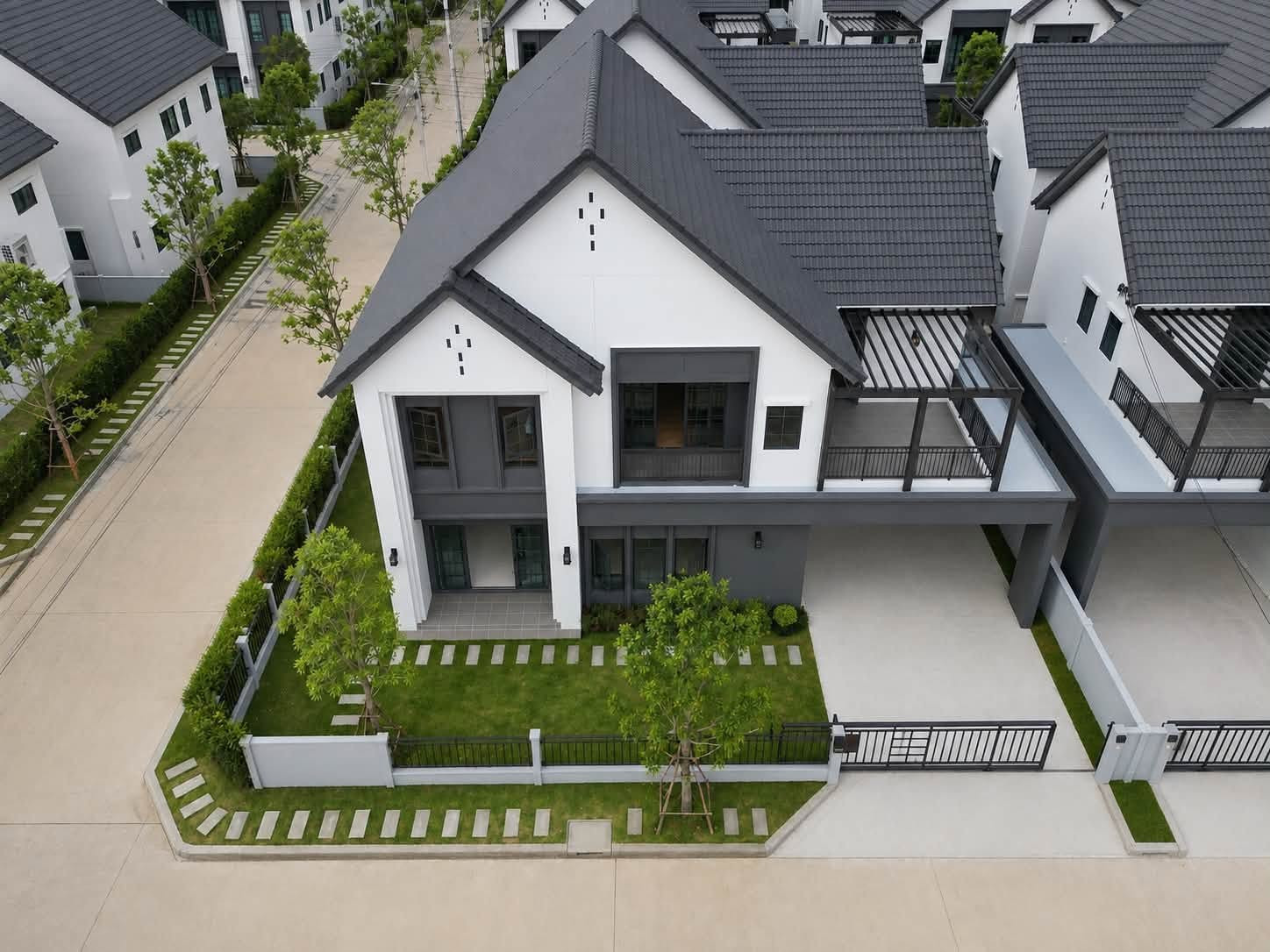 ให้เช่าบ้านเดี่ยว หมู่บ้าน CENTRO Bangna Phase 2 รหัสทรัพย์ R673 