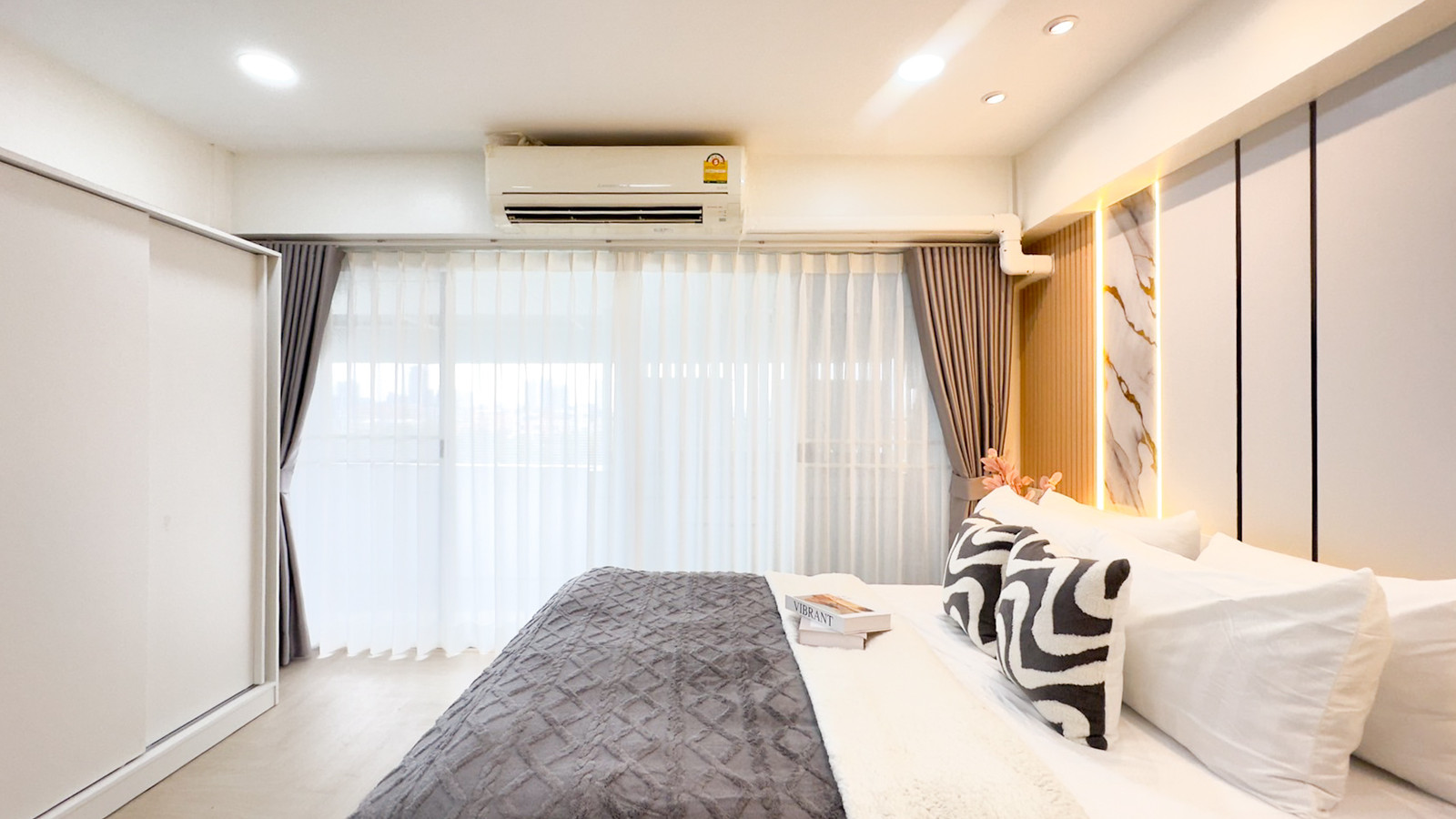 🤍 เปิดประสบการณ์ใหม่ คอนโดรีโนเวทสวยละมุน หิ้วกระเป๋าใบเดียวเข้าอยู่ได้เลย! 🧳🌿 – รูปที่ 4