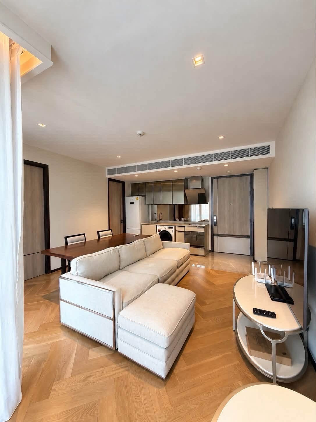 For rent: The Reserve Sukhumvit 61 [Sell/Rent] 1 bedroom | 50 sq m. | 3rd floor | with bathtub 55,000 baht/month — ready to move in, selling for 9.7 million